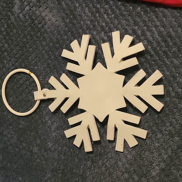 NEW SET OF 4 CHRISTMAS DECORATIONS - Picture 9 of 17